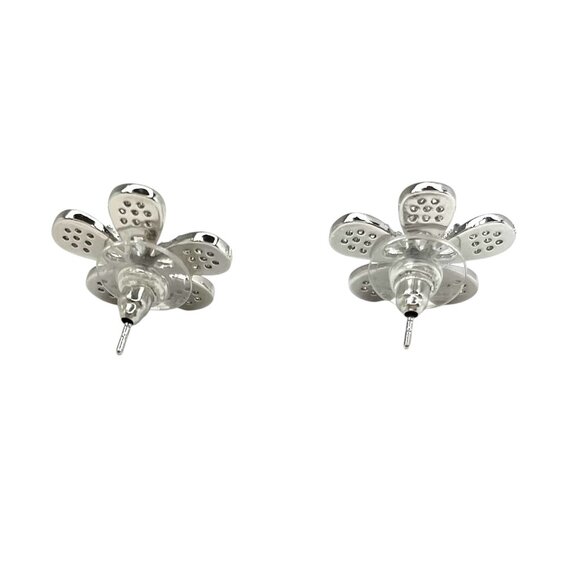 Sparkling Flower-Shaped Silver-Tone Stud Earrings Elegant Crystal Petal Design - Picture 4 of 6